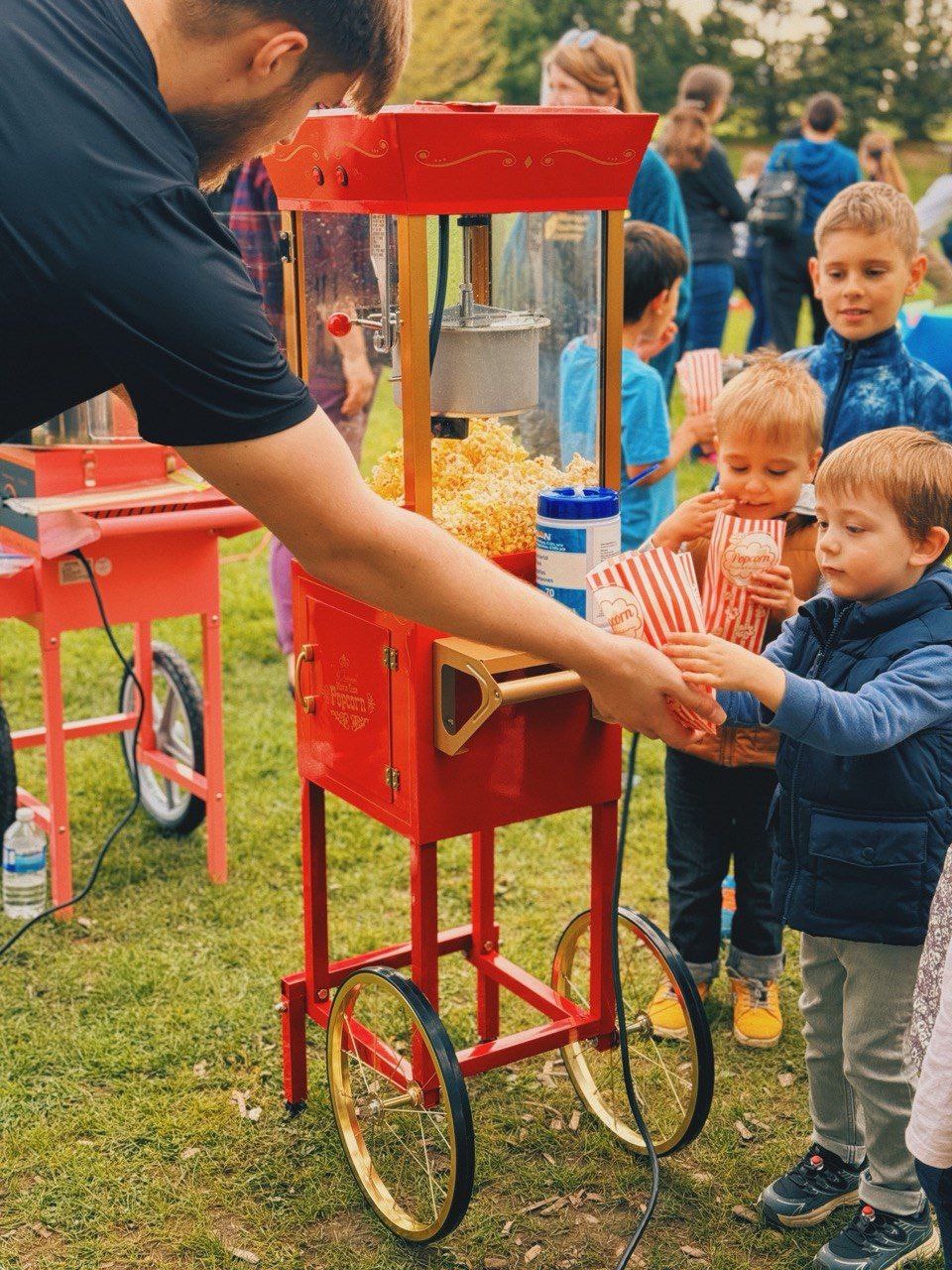 Popcorn Attendant